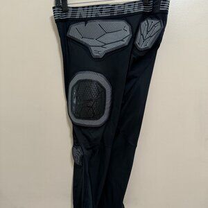 Nike Pro HyperStrong Padded 7/8 Football Pants Black Men's 2XL AQ0754-010 NEW